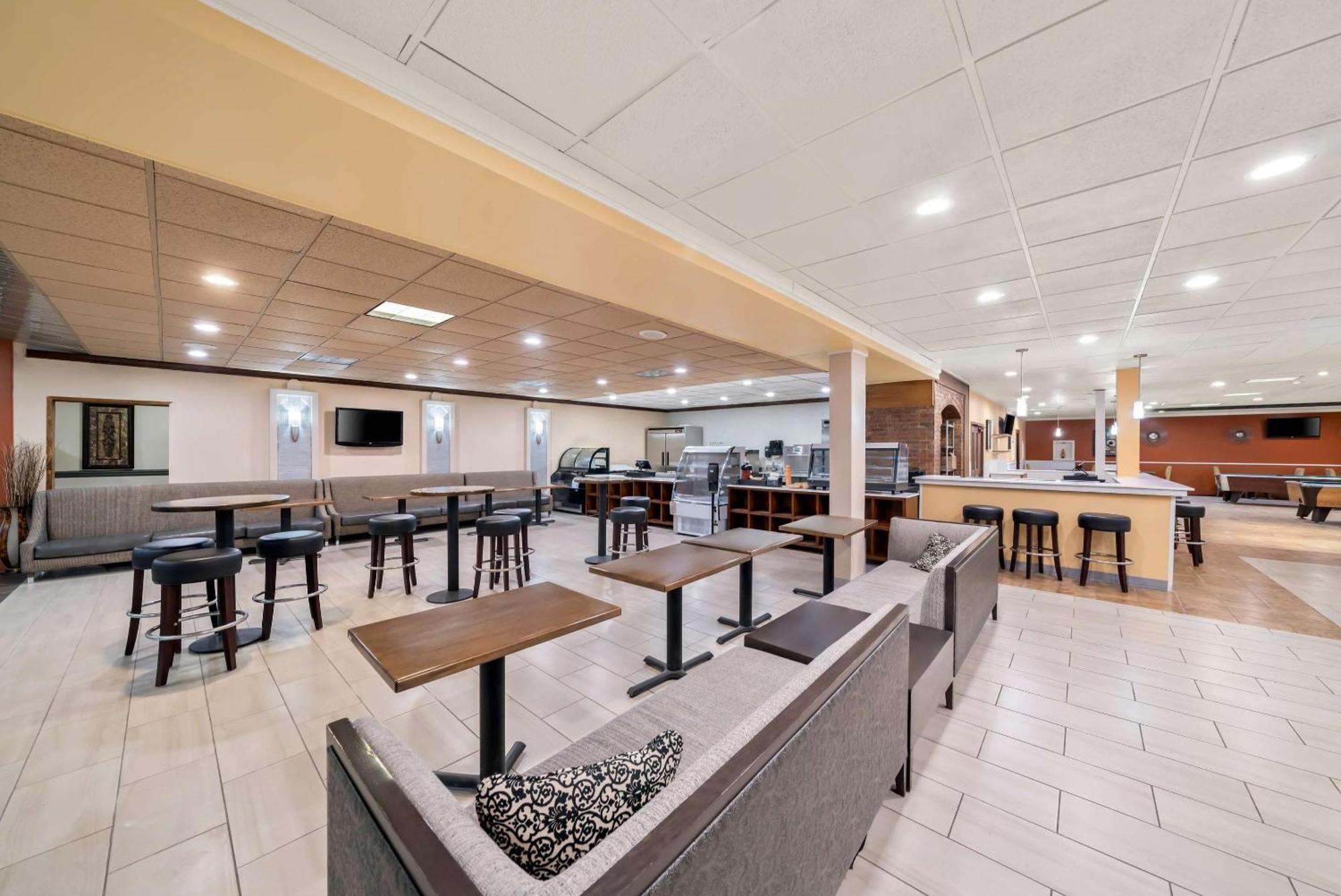 Suburban Studios, Kearney Extérieur photo