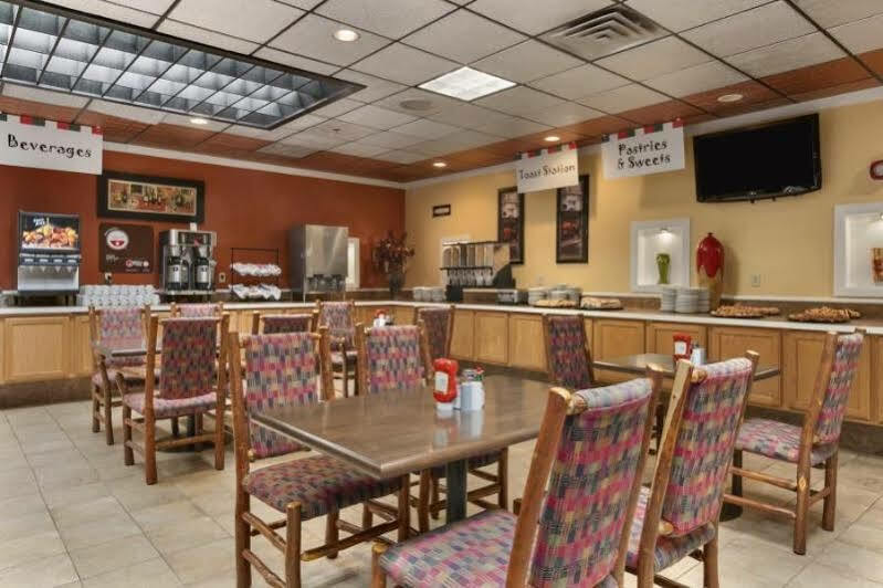 Suburban Studios, Kearney Extérieur photo
